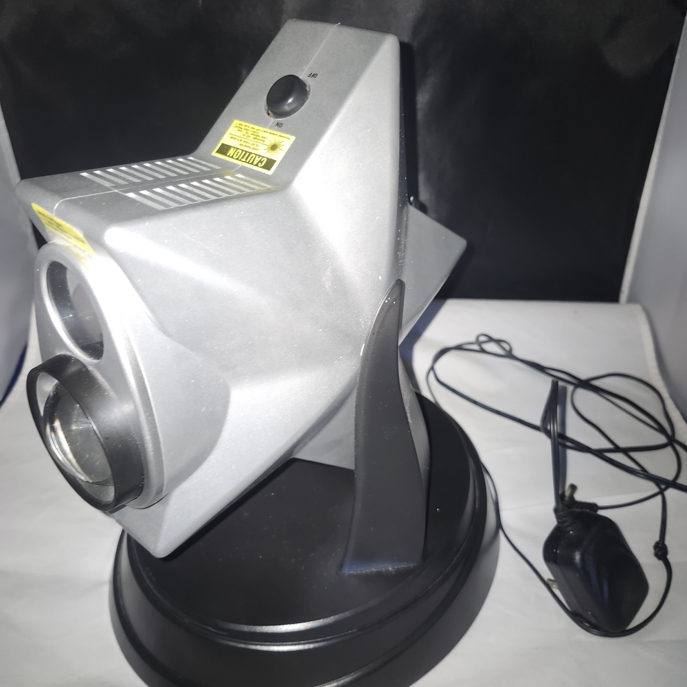 High-Performance Gray Projector - Picture 2 of 4